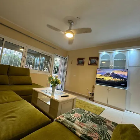 Super Terrace Levante Front Line Ranchos Self Check-in, Free Parking Benidorm