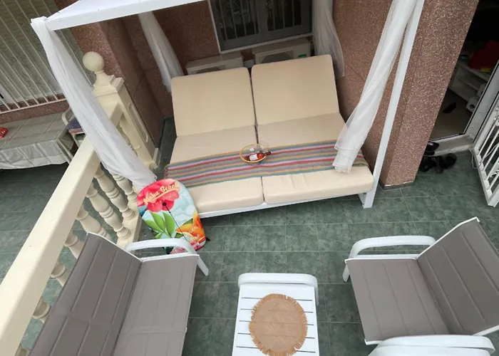 아파트 Super Terrace Levante Front Line Ranchos Self Check-in, Free Parking 베니돔